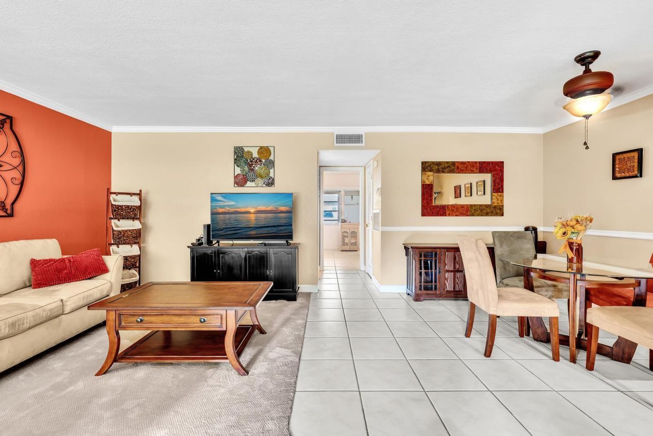 840 N High Point Blvd Boulevard N, Unit B, Delray Beach, FL 33445 Photo