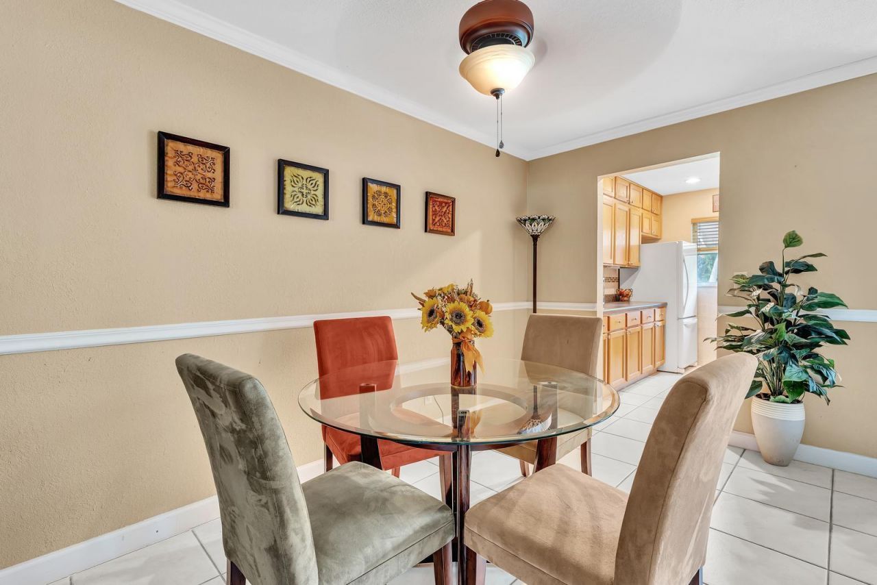 840 N High Point Blvd Boulevard N, Unit B, Delray Beach, FL 33445 Photo