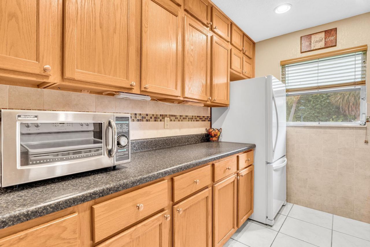 840 N High Point Blvd Boulevard N, Unit B, Delray Beach, FL 33445 Photo