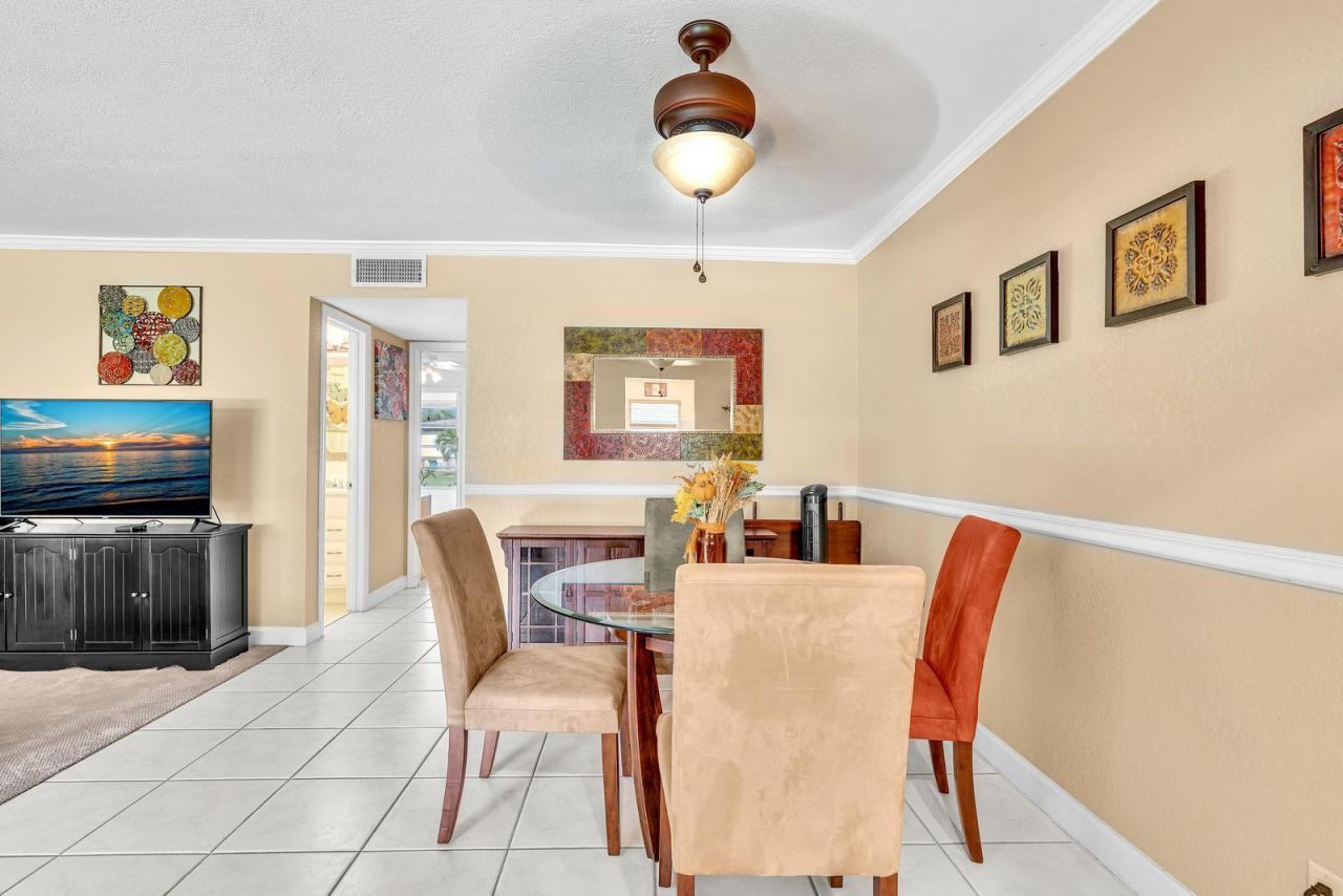 840 N High Point Blvd Boulevard N, Unit B, Delray Beach, FL 33445 Photo