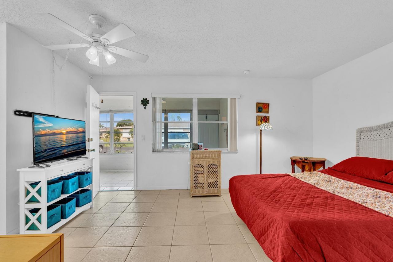 840 N High Point Blvd Boulevard N, Unit B, Delray Beach, FL 33445 Photo