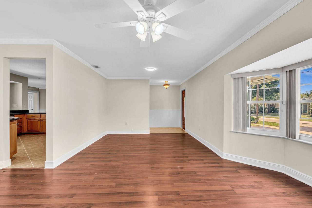 2411 NW 87th Avenue, Sunrise, FL 33322 Photo