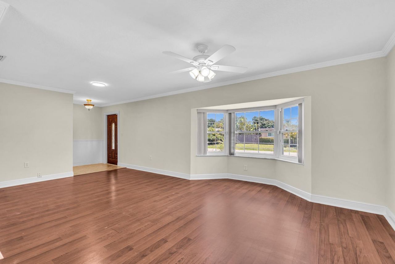 2411 NW 87th Avenue, Sunrise, FL 33322 Photo