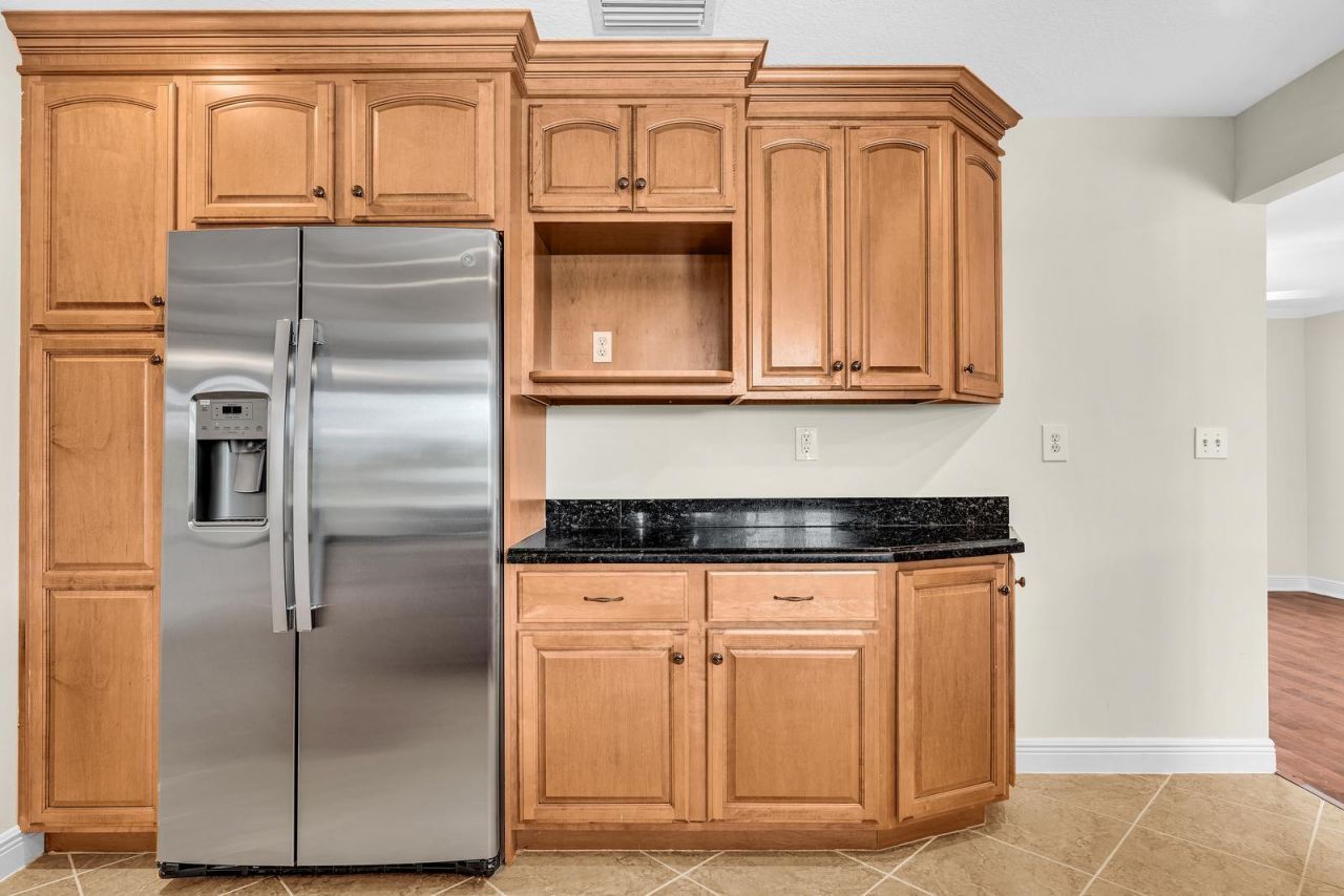 2411 NW 87th Avenue, Sunrise, FL 33322 Photo