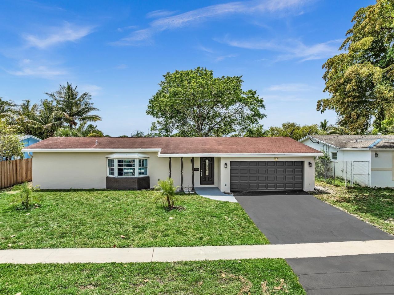 2411 NW 87th Avenue, Sunrise, FL 33322 Photo