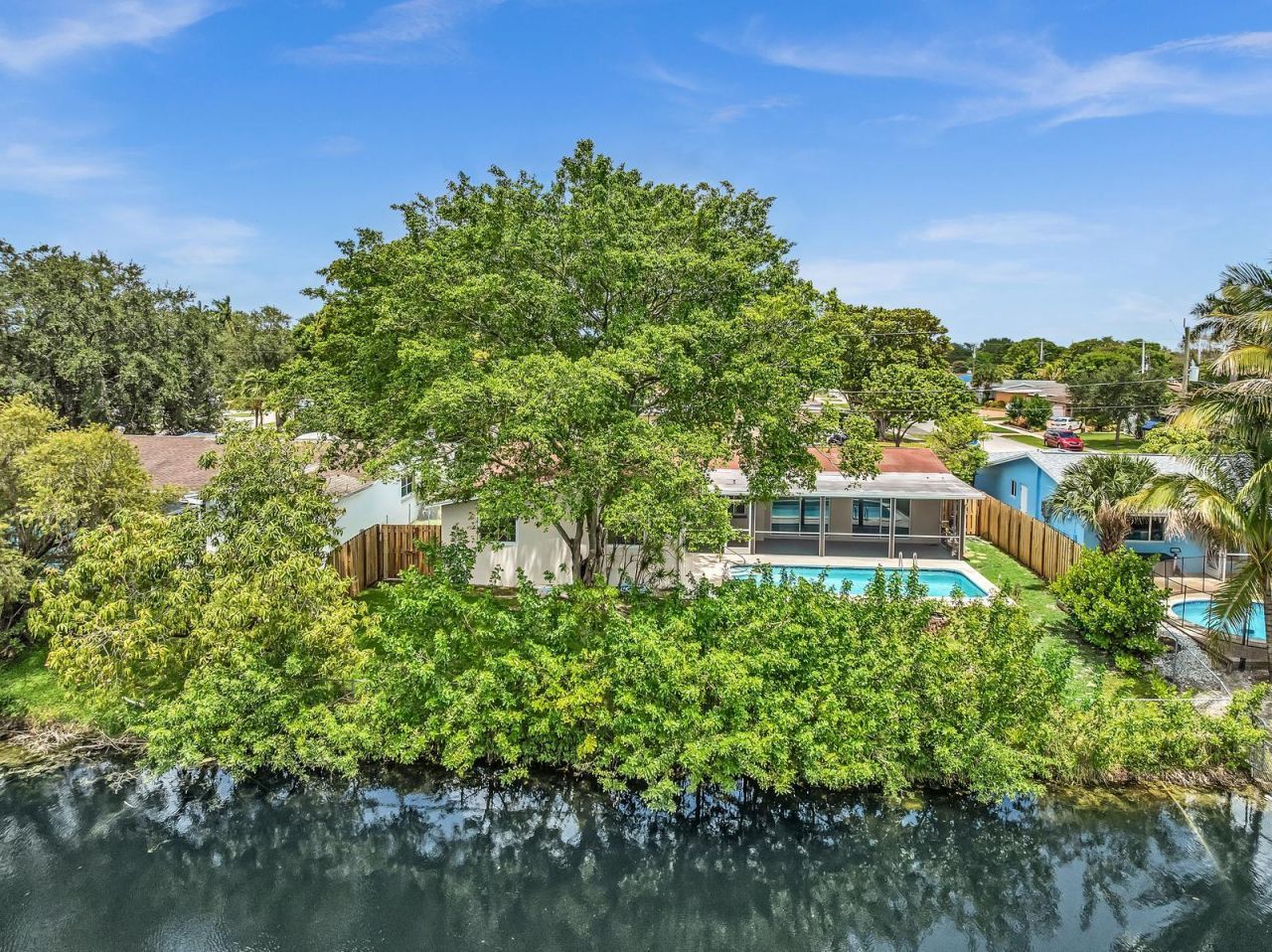 2411 NW 87th Avenue, Sunrise, FL 33322 Photo