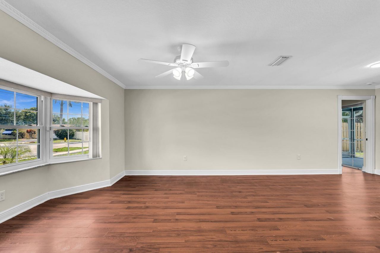 2411 NW 87th Avenue, Sunrise, FL 33322 Photo