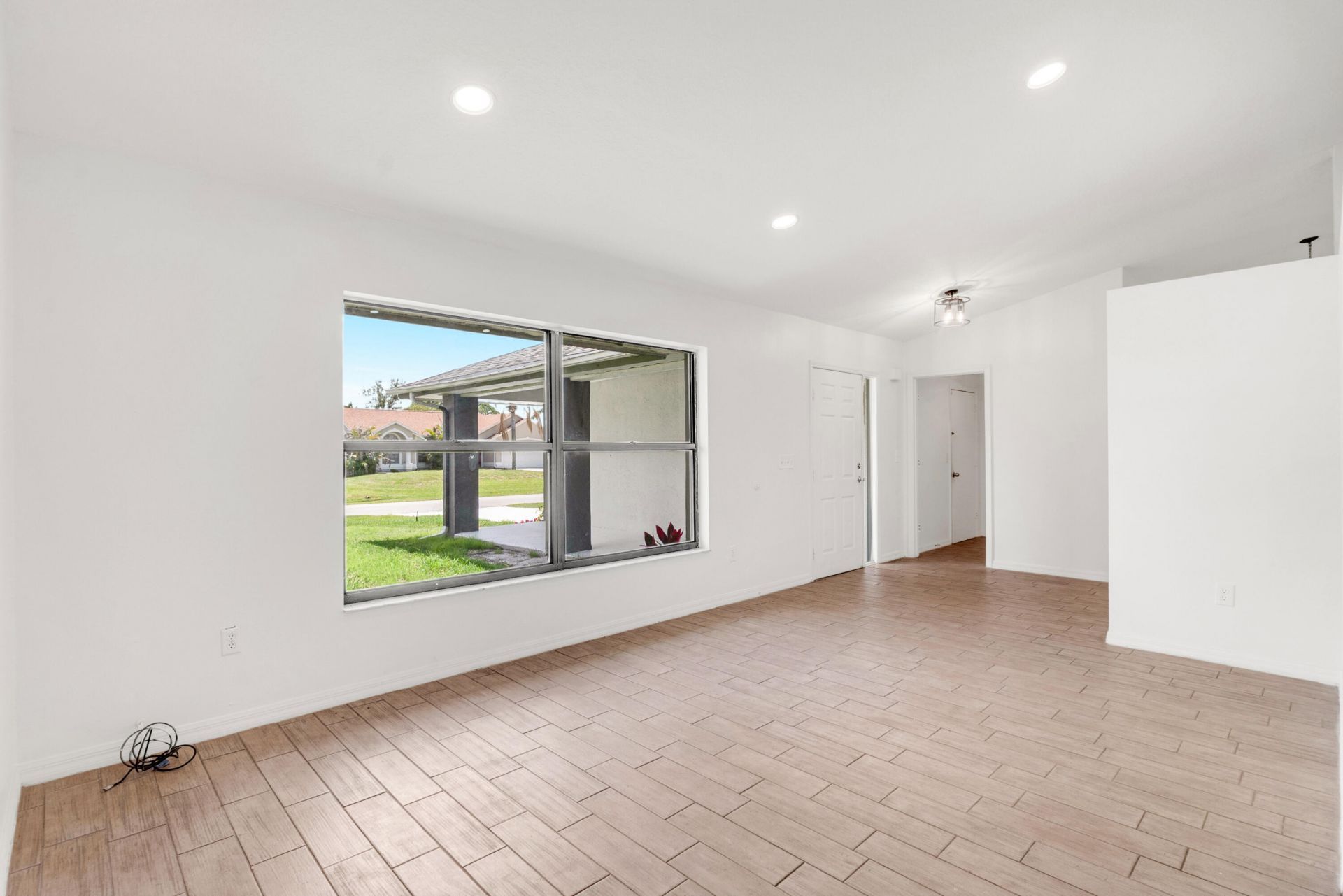 731 SE Majestic Terrace, Port Saint Lucie, FL 34983 Photo