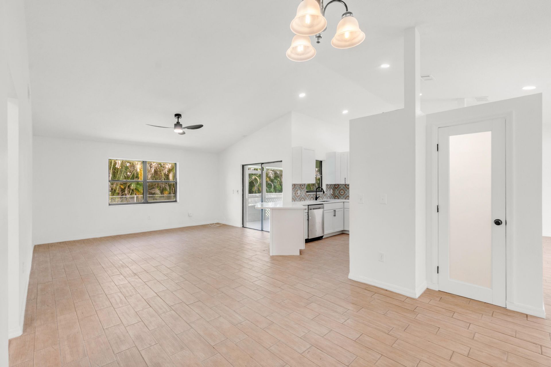 731 SE Majestic Terrace, Port Saint Lucie, FL 34983 Photo
