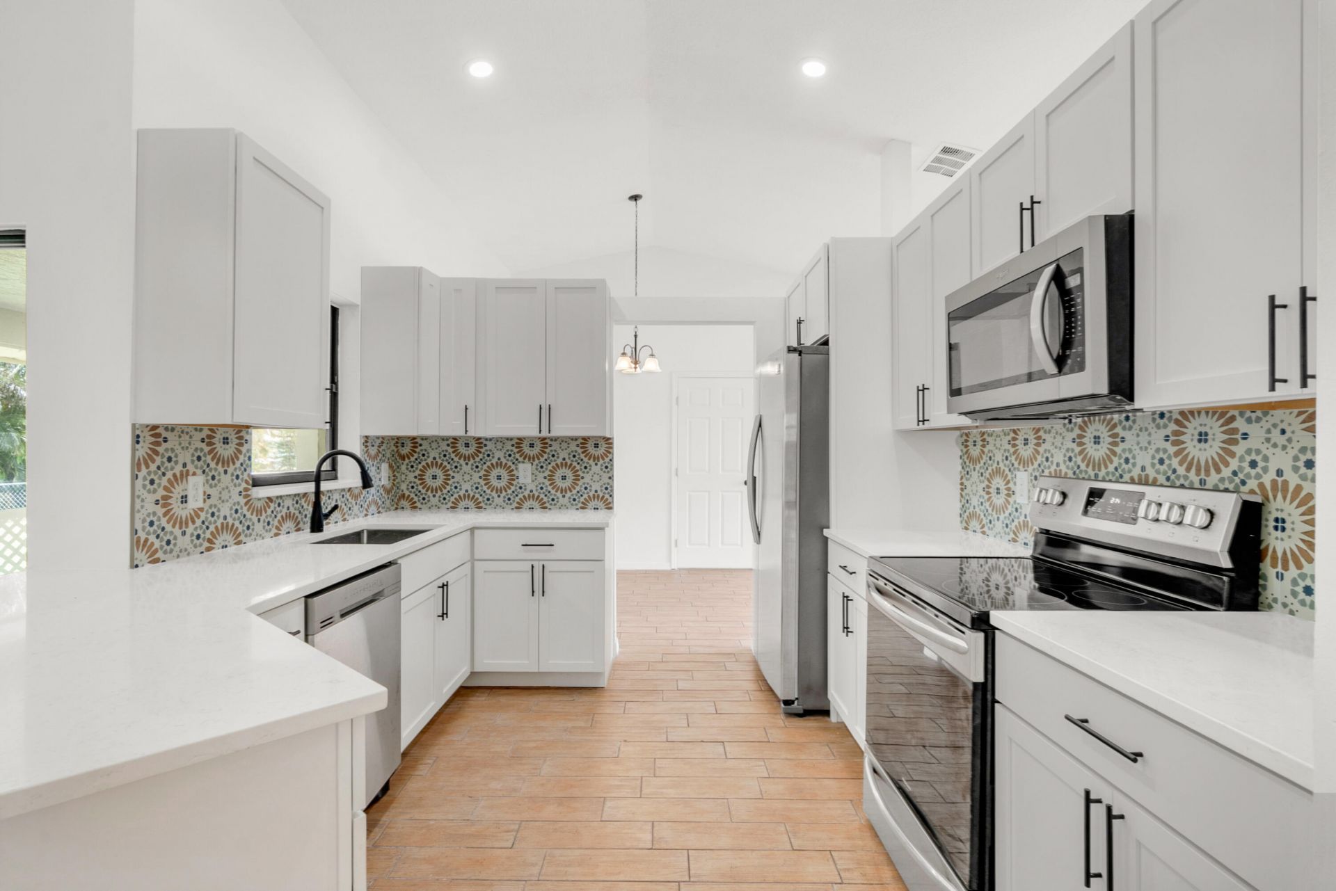 731 SE Majestic Terrace, Port Saint Lucie, FL 34983 Photo