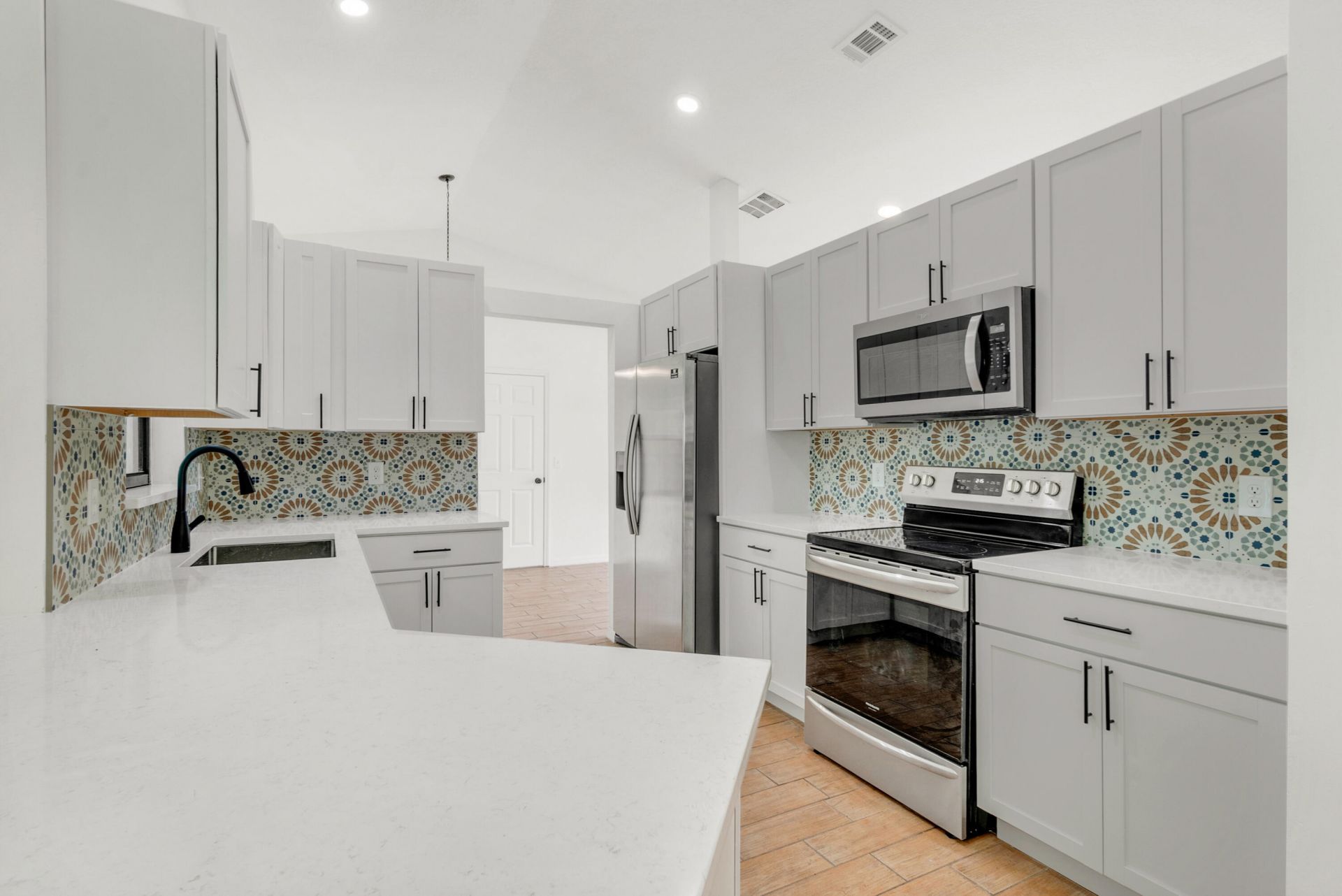 731 SE Majestic Terrace, Port Saint Lucie, FL 34983 Photo