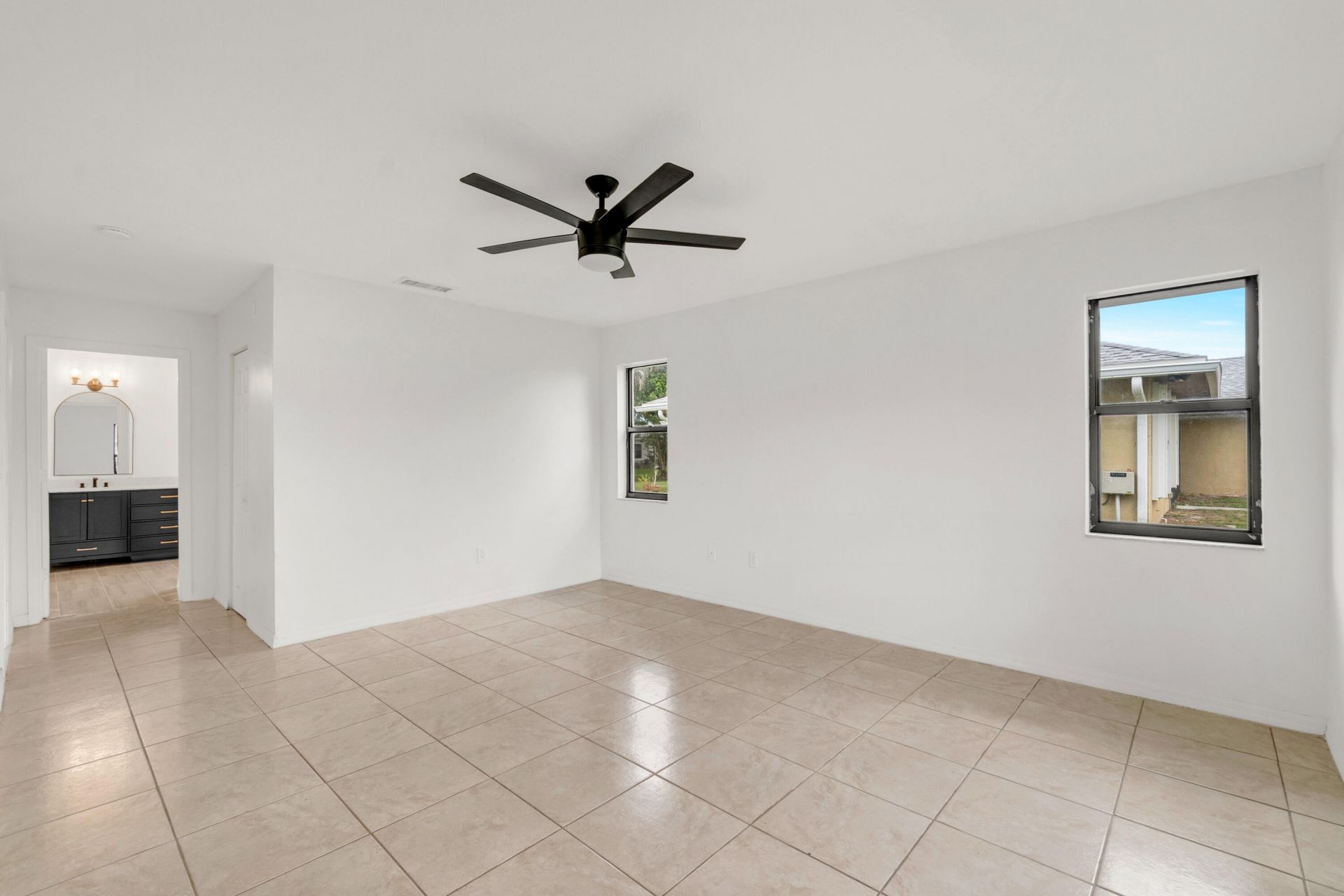 731 SE Majestic Terrace, Port Saint Lucie, FL 34983 Photo