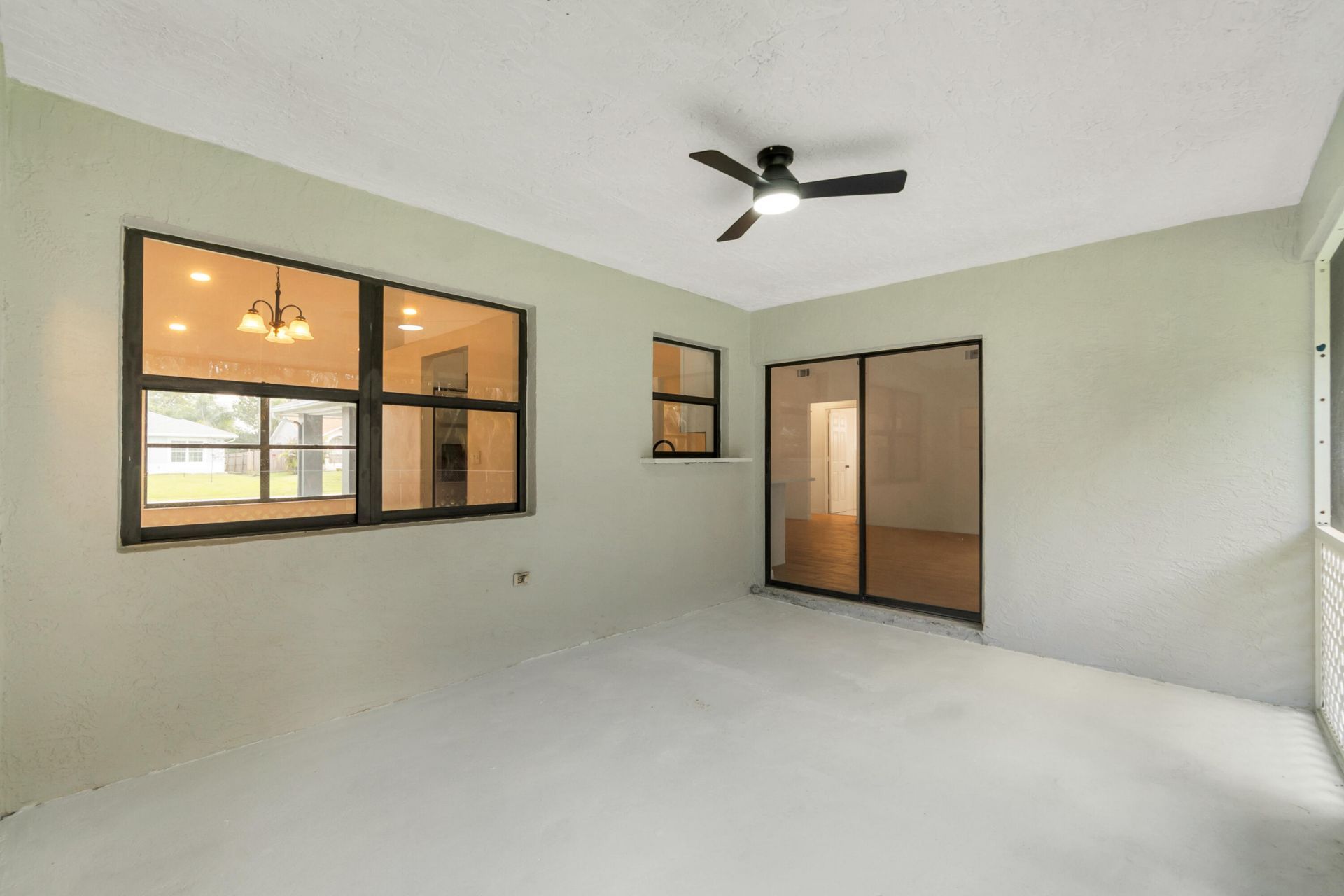 731 SE Majestic Terrace, Port Saint Lucie, FL 34983 Photo