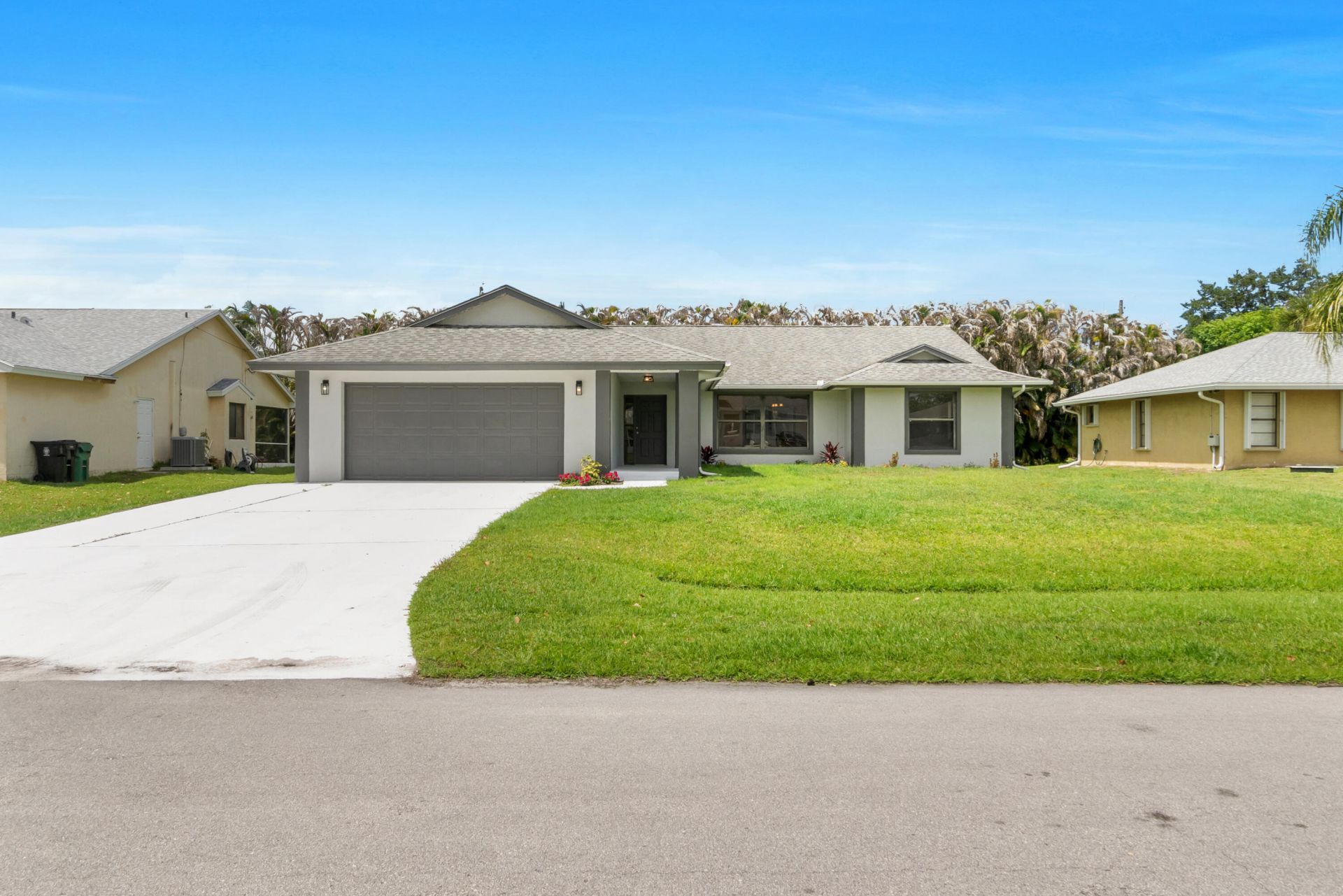 731 SE Majestic Terrace, Port Saint Lucie, FL 34983 Photo