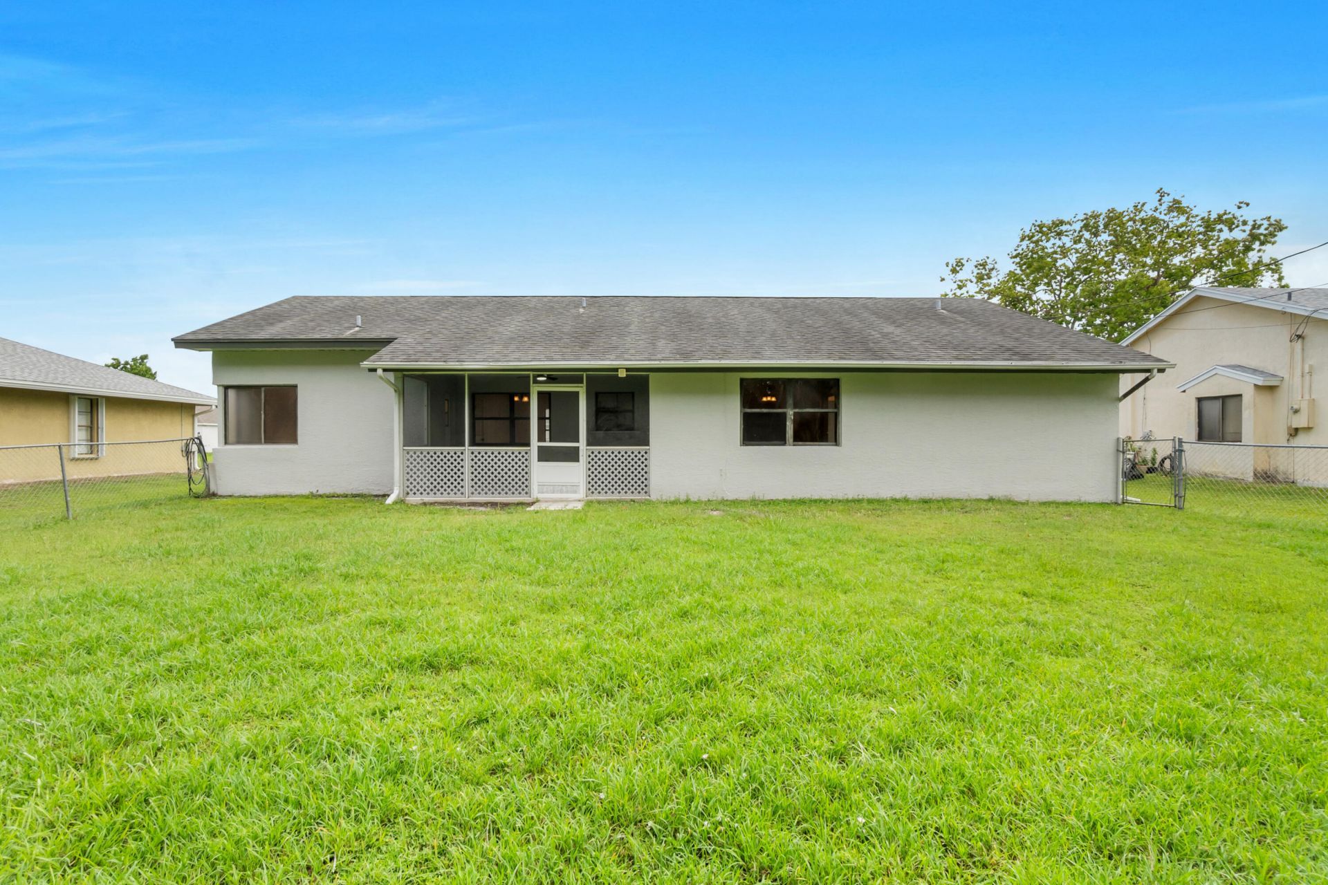 731 SE Majestic Terrace, Port Saint Lucie, FL 34983 Photo