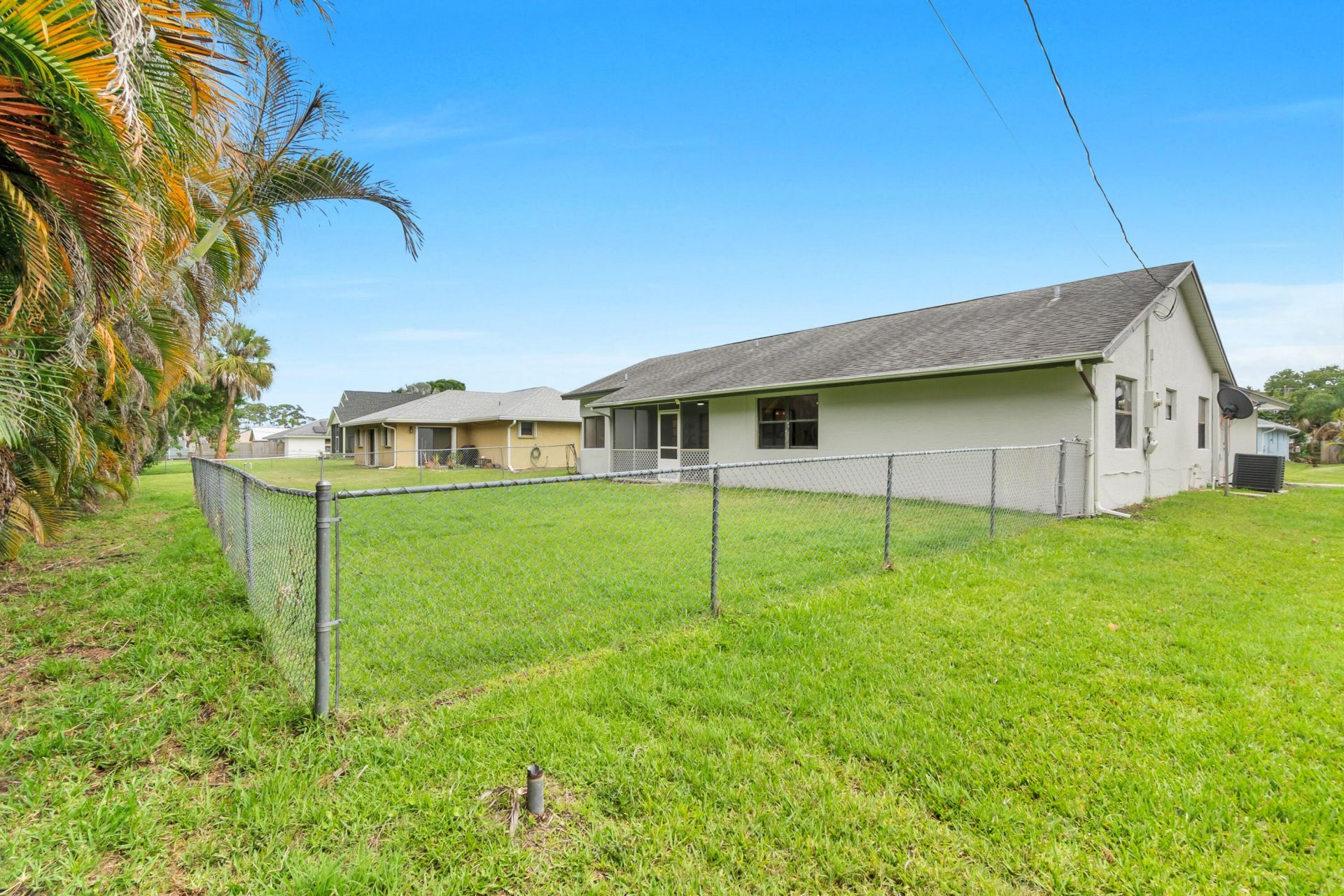 731 SE Majestic Terrace, Port Saint Lucie, FL 34983 Photo