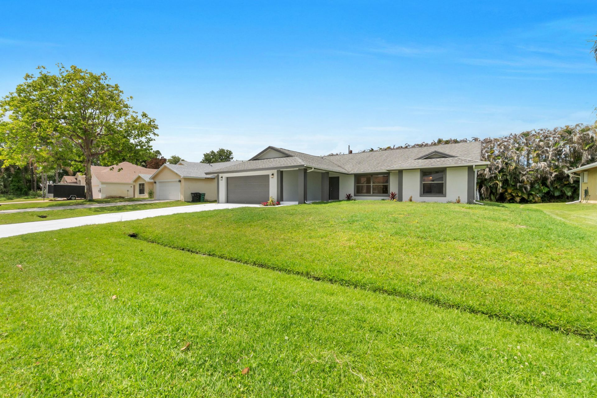 731 SE Majestic Terrace, Port Saint Lucie, FL 34983 Photo