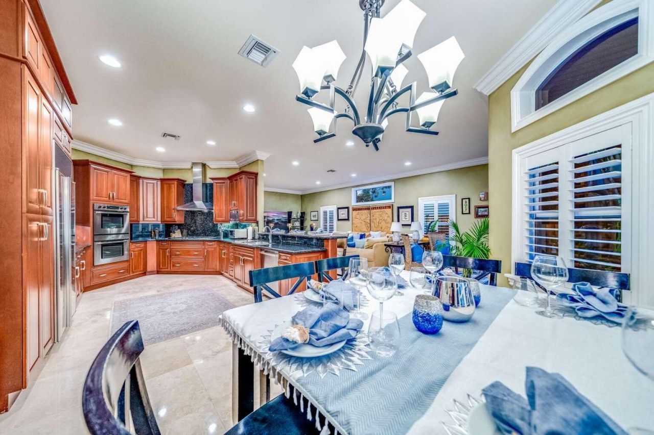 512 NE 12th Avenue, Fort Lauderdale, FL 33301 Photo