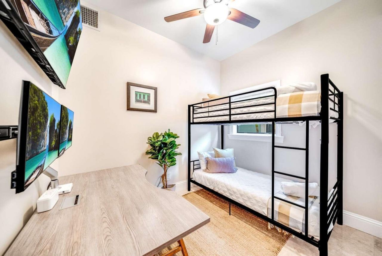 512 NE 12th Avenue, Fort Lauderdale, FL 33301 Photo