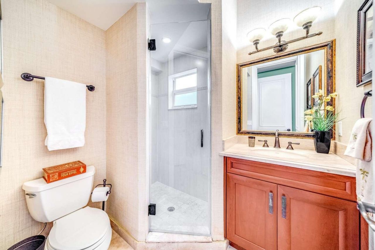 512 NE 12th Avenue, Fort Lauderdale, FL 33301 Photo
