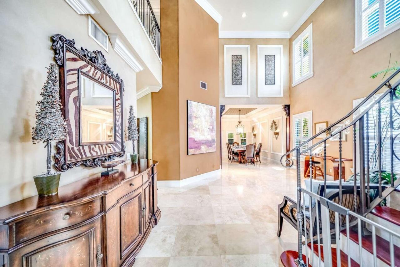 512 NE 12th Avenue, Fort Lauderdale, FL 33301 Photo