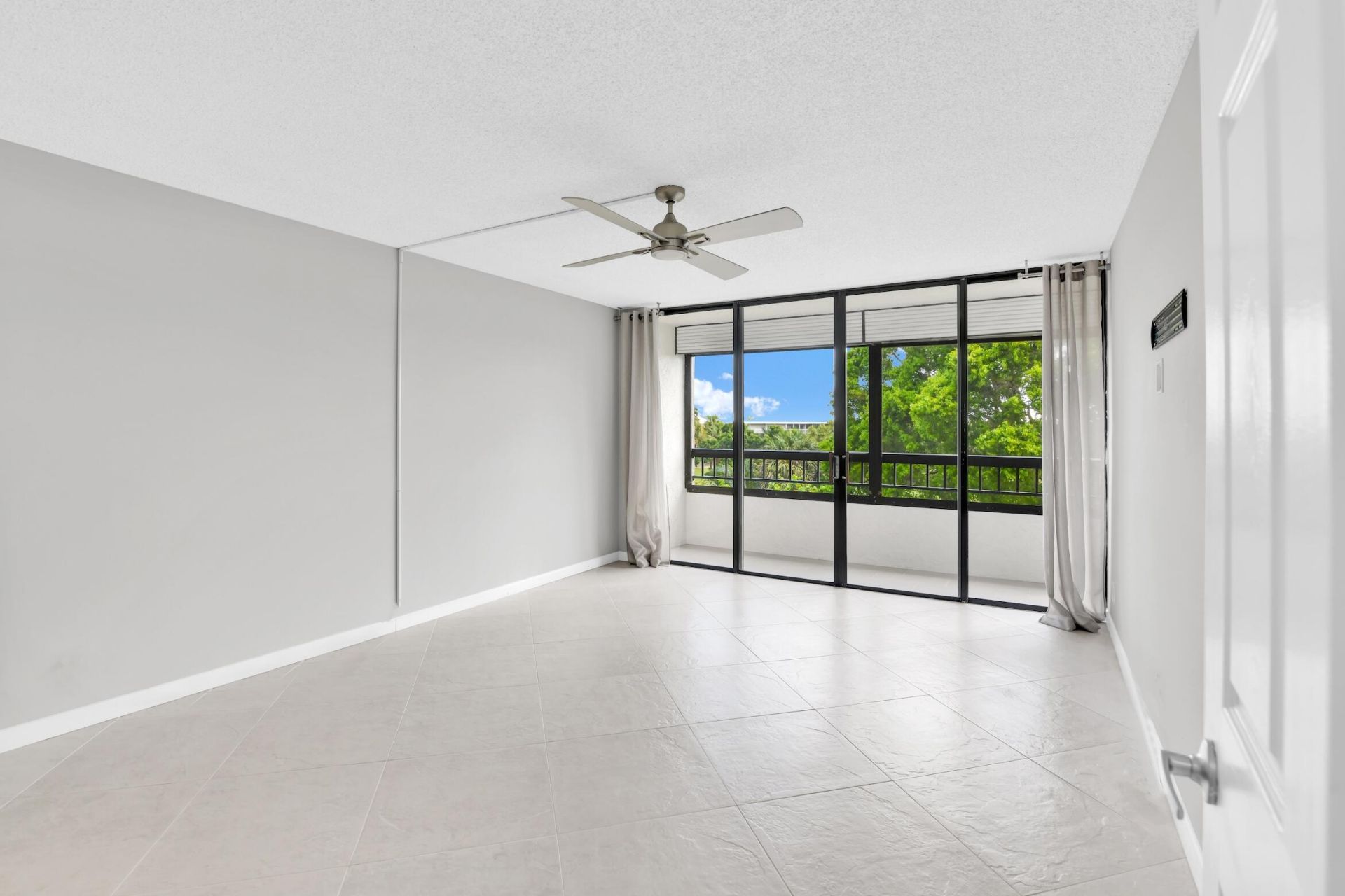 6420 Boca Del Mar Drive, Unit 405, Boca Raton, FL 33433 Photo