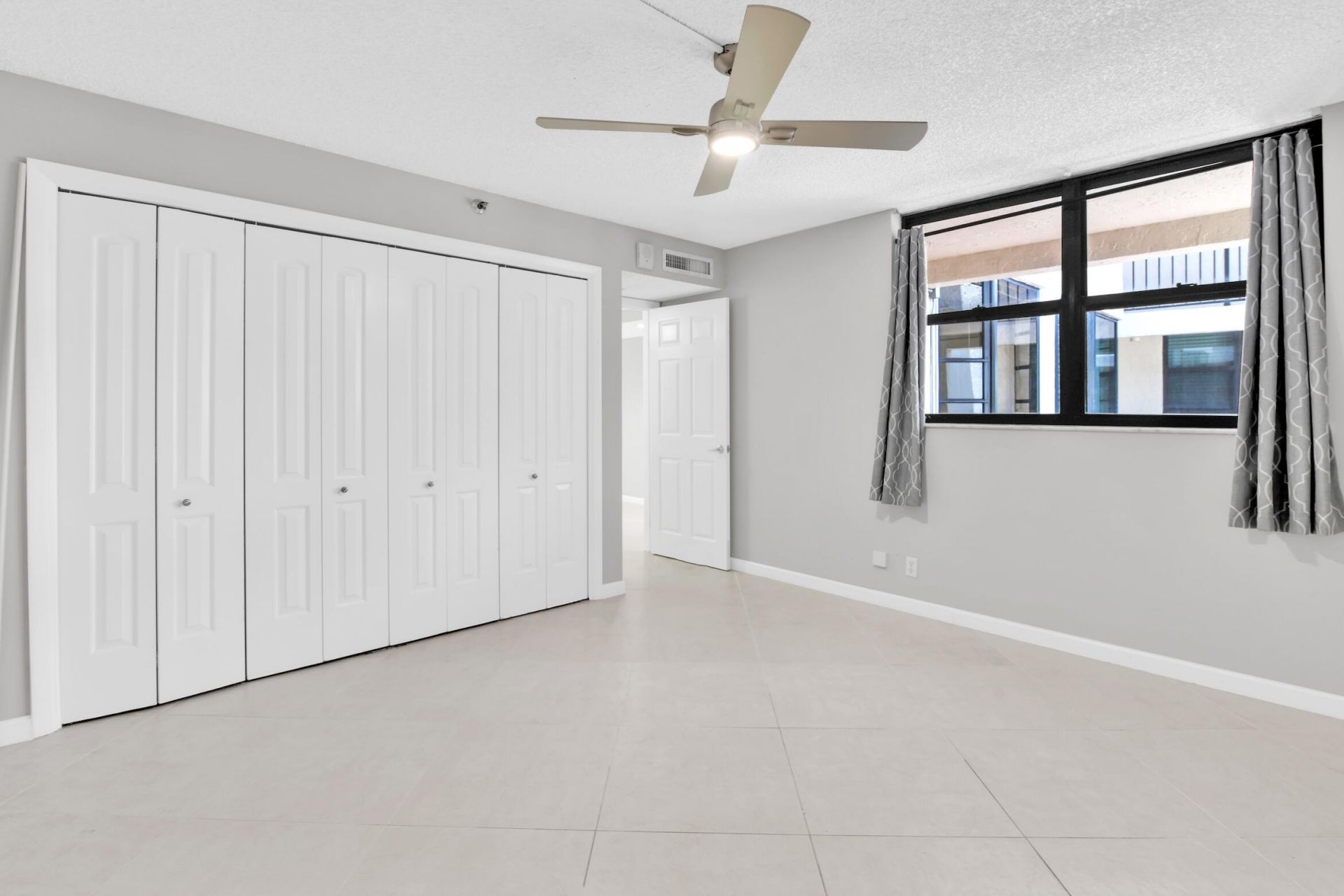 6420 Boca Del Mar Drive, Unit 405, Boca Raton, FL 33433 Photo