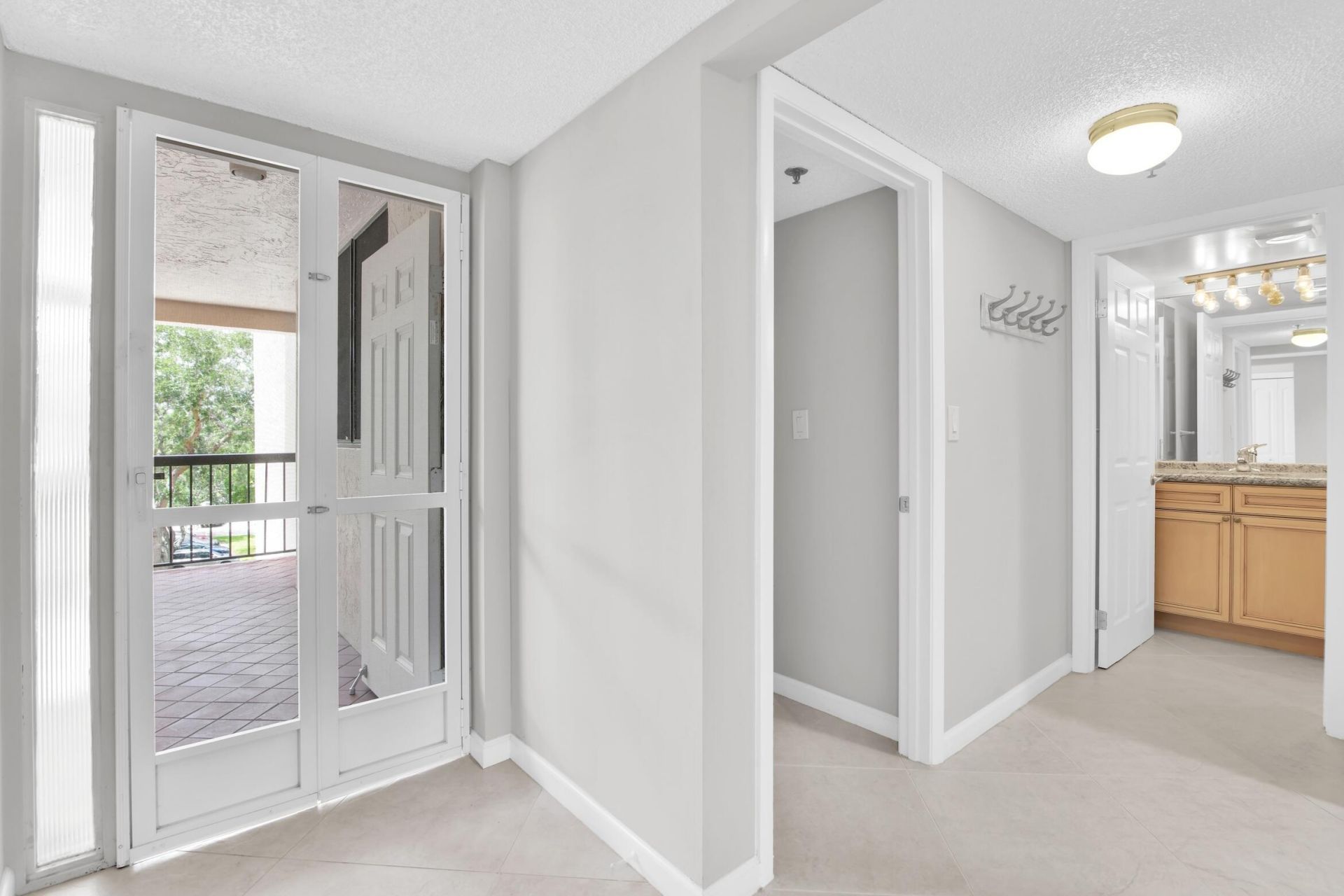 6420 Boca Del Mar Drive, Unit 405, Boca Raton, FL 33433 Photo