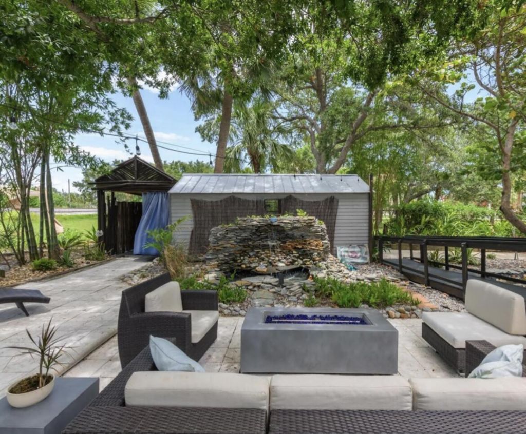 208 Avenue E, Fort Pierce, FL 34950 Photo