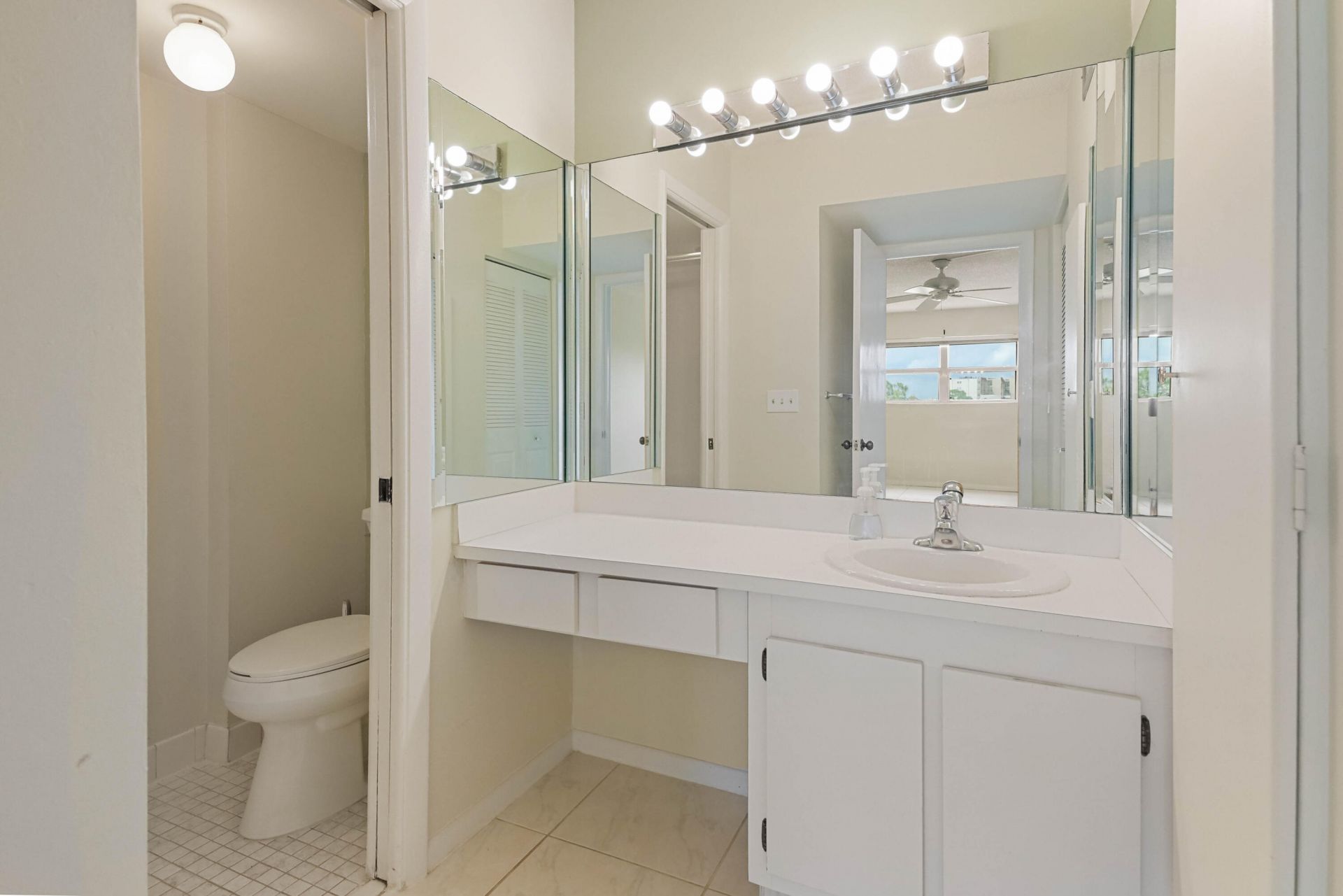 6850 10th Avenue N, Unit 406, Greenacres, FL 33467 Photo