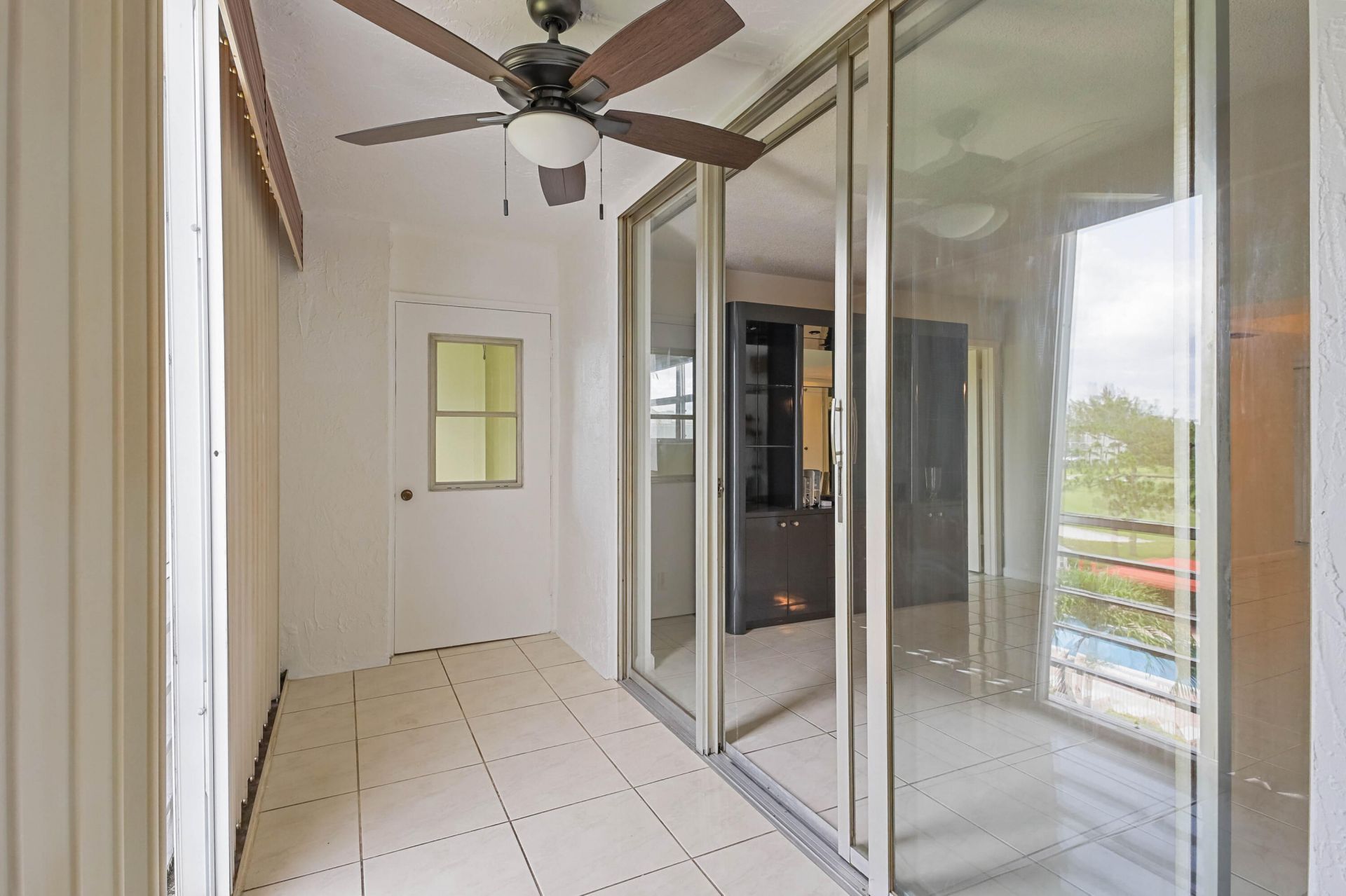 6850 10th Avenue N, Unit 406, Greenacres, FL 33467 Photo