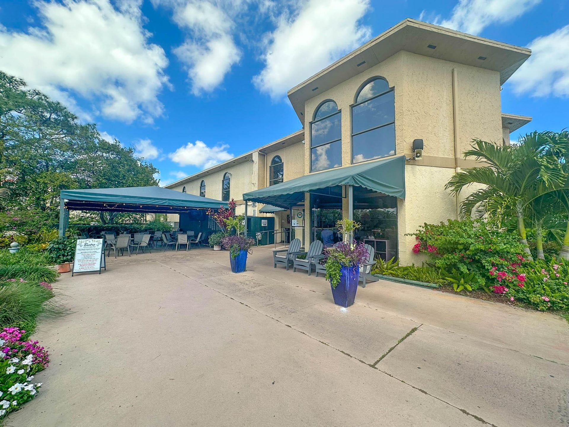 6850 10th Avenue N, Unit 406, Greenacres, FL 33467 Photo
