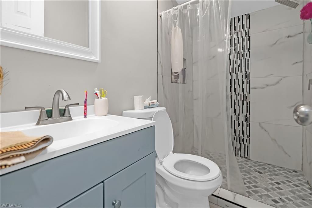 302 Floyd Ave S, Lehigh Acres, FL 33976 Photo