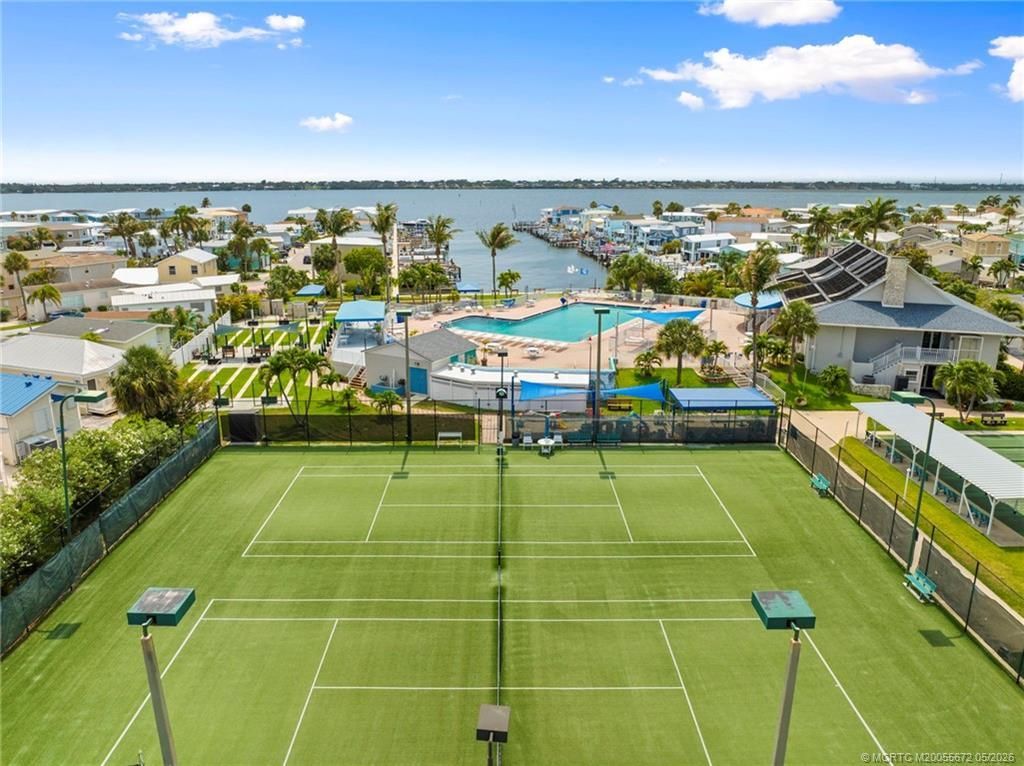 692 Nettles Boulevard, Jensen Beach, FL 34957 Photo