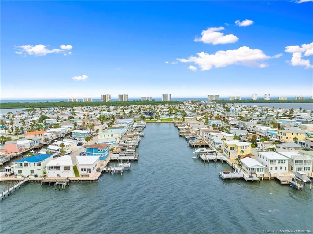692 Nettles Boulevard, Jensen Beach, FL 34957 Photo