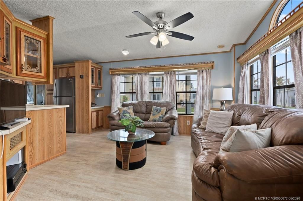 692 Nettles Boulevard, Jensen Beach, FL 34957 Photo