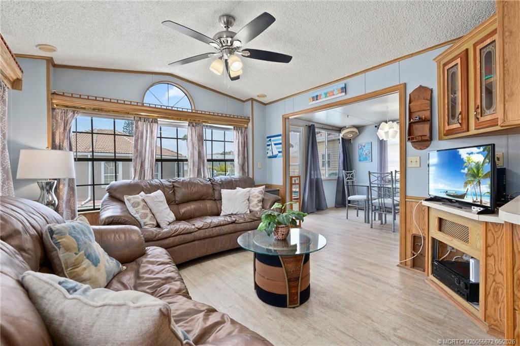 692 Nettles Boulevard, Jensen Beach, FL 34957 Photo