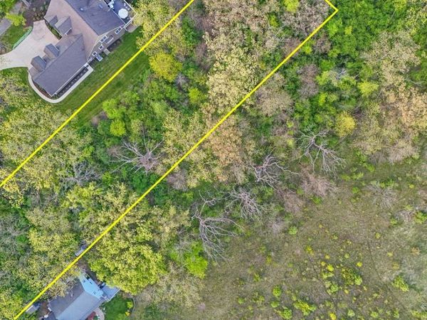 806 Wauconda Road, Wauconda, IL 60084