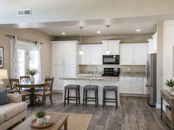 1739 E HOLLADAY HILL LN S, Holladay, UT 84124