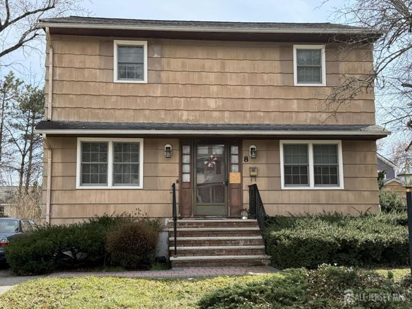 8 Richard Avenue , Caldwell, NJ 07006
