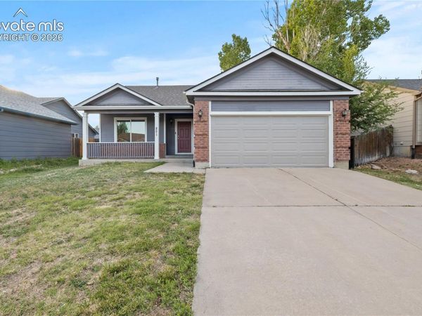 851 Barn Owl Drive, Fountain, CO 80817
