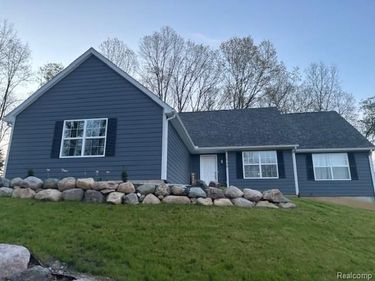2909 Hideaway Beach Drive , Brighton Twp, MI 48114