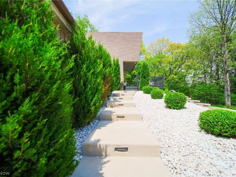 2317 Goshen Hill Road SE, New Philadelphia, OH 44663 Photo 24