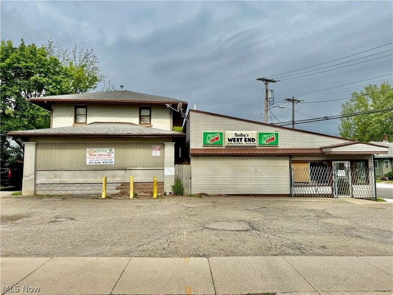 209 17th Street SW, Massillon, OH 44647 Photo 2