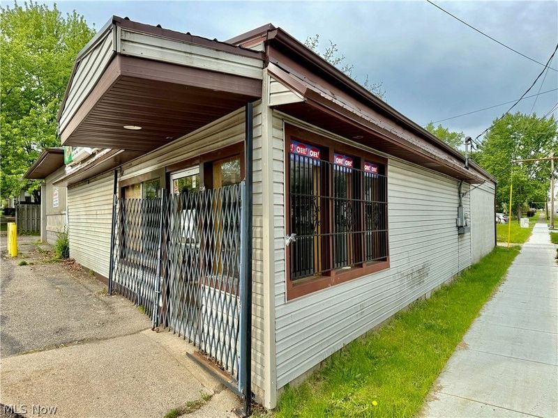 209 17th Street SW, Massillon, OH 44647 Photo 4