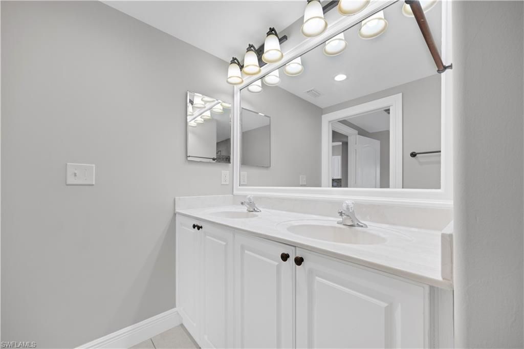 4172 Castilla Cir , Unit 101, Fort Myers, FL 33916 Photo