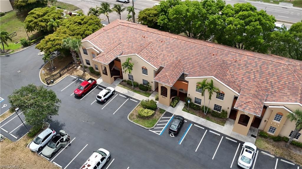 4172 Castilla Cir , Unit 101, Fort Myers, FL 33916 Photo