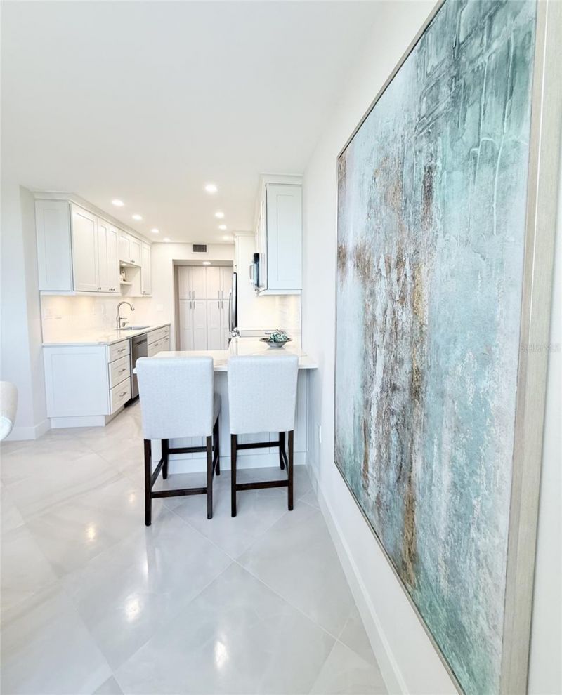 1050 Longboat Club Road, Unit 803, Longboat Key, FL 34228 Photo