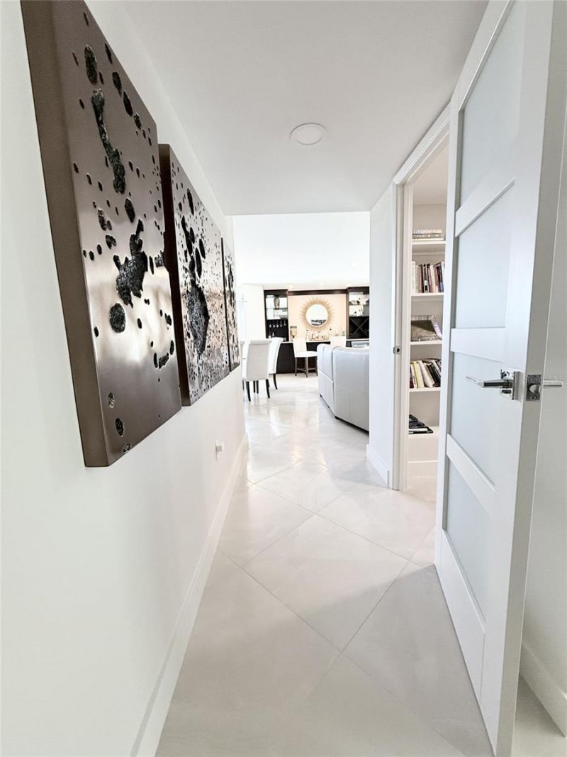 1050 Longboat Club Road, Unit 803, Longboat Key, FL 34228 Photo