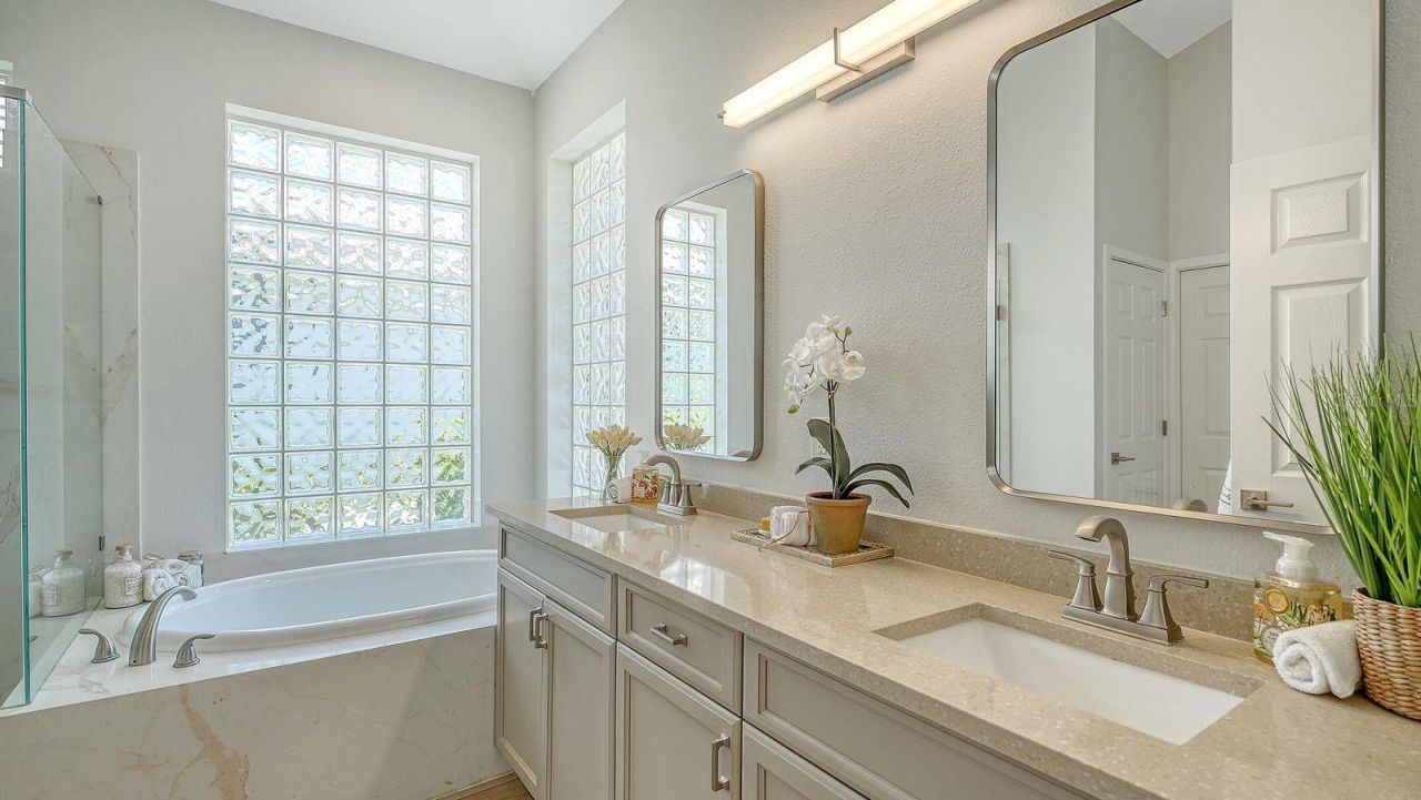 7823 Heritage Classic Court, Lakewood Ranch, FL 34202 Photo